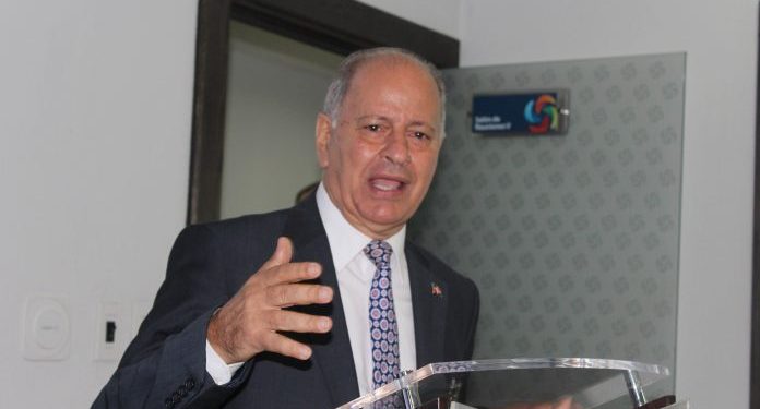 Lo que piensa el embajador Serulle Ramia de las elecciones 2020