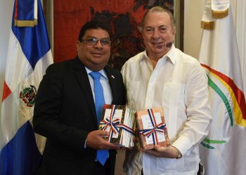 Ministros exploran estrechar lazos culturales entre Dominicana y Panamá