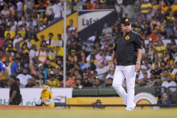 Águilas Cibaeñas ratifican a Félix Fermín como mánager