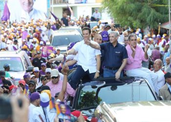 Gonzalo Castillo promete consolidar el turismo en Puerto Plata