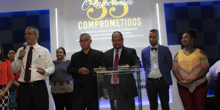 Iglesia Metodista Los Tres Ojos celebra 35 años
