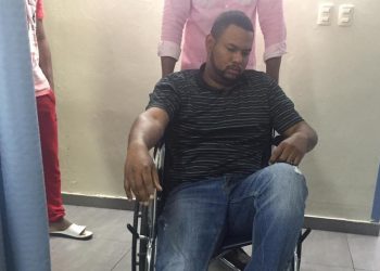 Técnico de Claro denuncia fue atropellado por agentes policiales