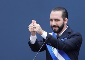 El Salvador: ¿Está Nayib Bukele en la primera etapa de una dictadura personalista?