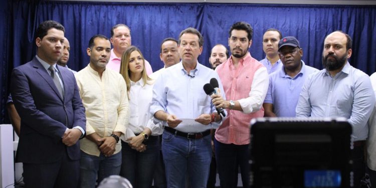 Ito Bisonó pide destitución del pleno la Junta Central Electoral