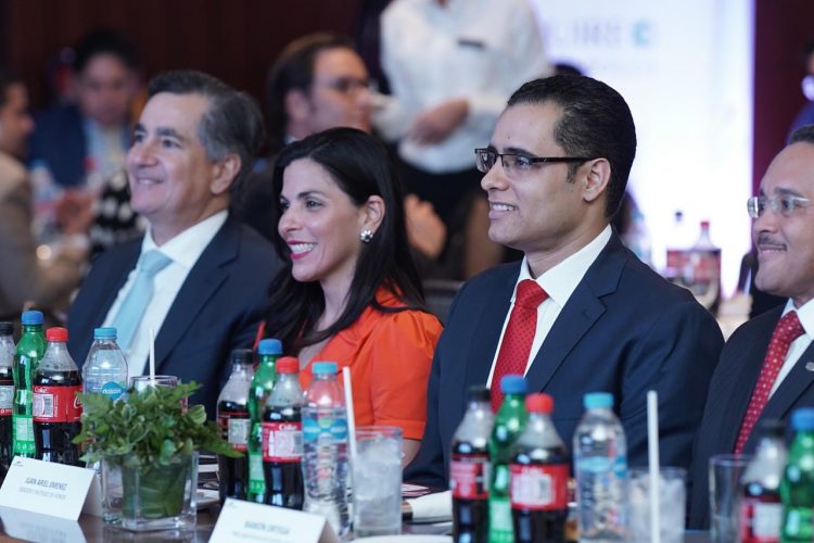 Ministro Juan Ariel Jiménez habla de las bondades del desarrollo sostenible