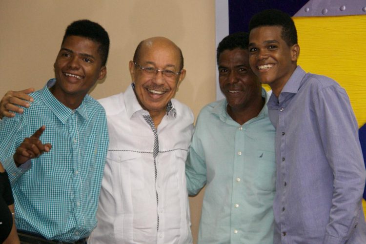 Integrantes del movimiento Primer Voto con Leonel regresan al PLD