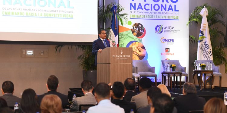 Rafael Ovalles destaca el rol formación técnica de cara a la cuarta revolución industrial