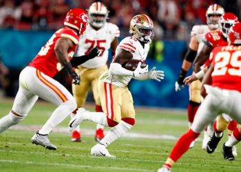 Kansas City Chiefs vencen a San Francisco 49ers y ganan en Super Bowl 2020