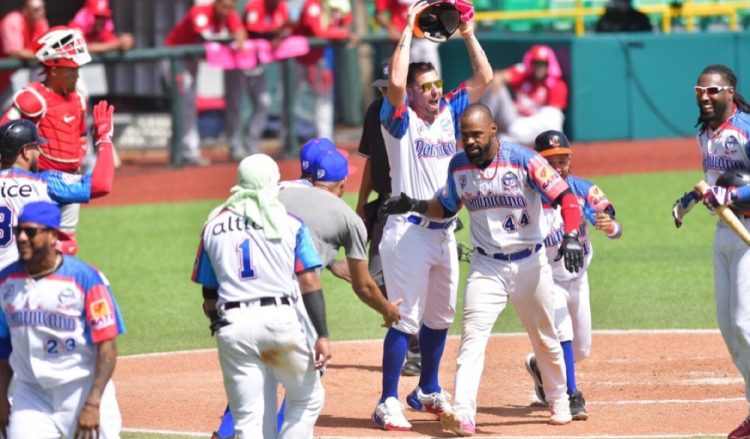 República Dominicana vence a Panamá y avanza en la Serie del Caribe