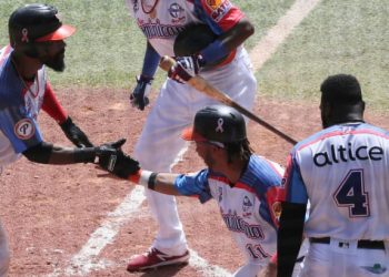 República Dominicana vence a Panamá y avanza en la Serie del Caribe