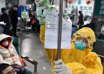 Aumentan a 492 los decesos en China por el coronavirus
