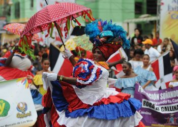 ASDE anuncia celebración del Carnaval Santo Domingo Este 2020