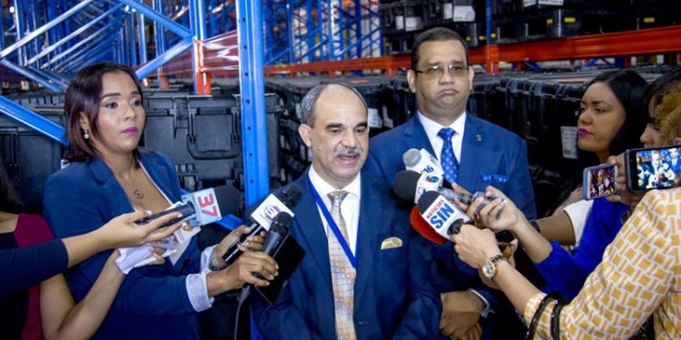 JCE planea concluir este martes entrega del kit  voto automatizado a 18 municipios