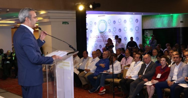 Abinader: "En la República Dominicana queremos elecciones libres, justas y transparentes"