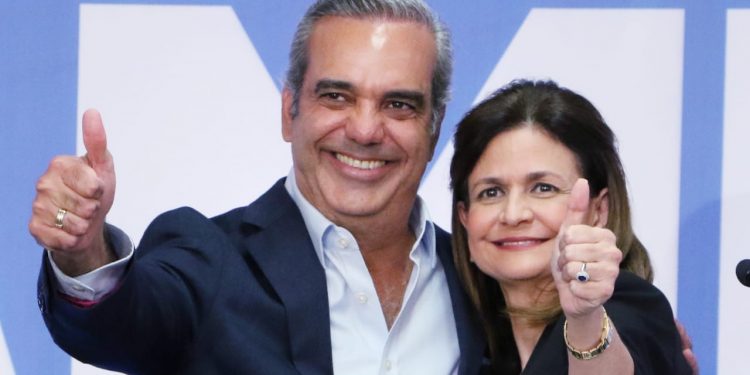 Abinader dice boleta con Raquel Peña es fórmula de cambio y esperanza