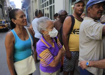 El coronavirus amenaza a envejecida población cubana