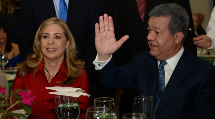 Leonel Fernández preocupado por retroceso democrático e institucional de RD