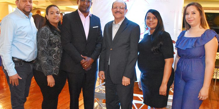 Un brindis por el lanzamiento de la nueva Asociación Dominicana de Empresas Suplidoras de Alimentos