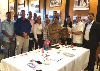 ADOMPRETUR Juramenta directivos Filial Sosua.