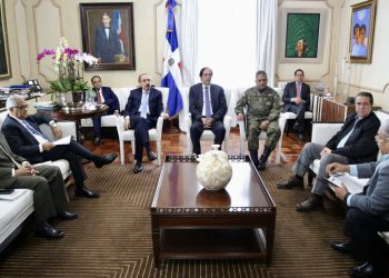 Discuten en Palacio estrategia a seguir frente al coronavirus