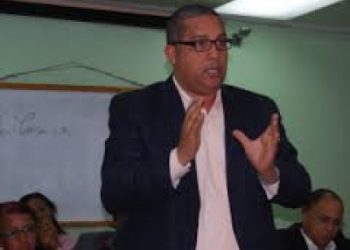 Trinidad Sena renuncia del PRD y aboga por cambio en alcaldía SDE