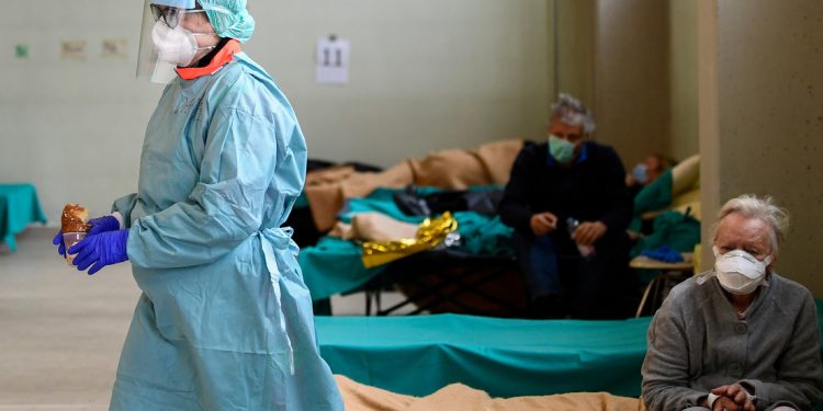 Italia informó este sábado 175 personas fallecidas por coronavirus