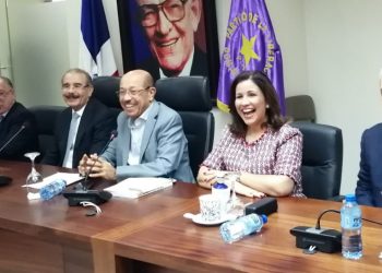 Comité político discute temas relacionados con elecciones municipales del domingo