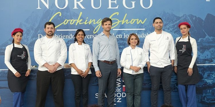 Celebran con éxito Cooking Show de Bacalao Noruego