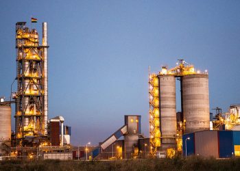 ADOCEM aporta miles de pruebas rápidas e insumos médicos para combatir el COVID-19