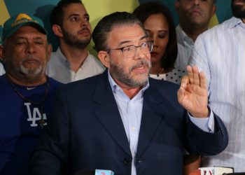 Alianza País propone posposición elecciones del 17 mayo