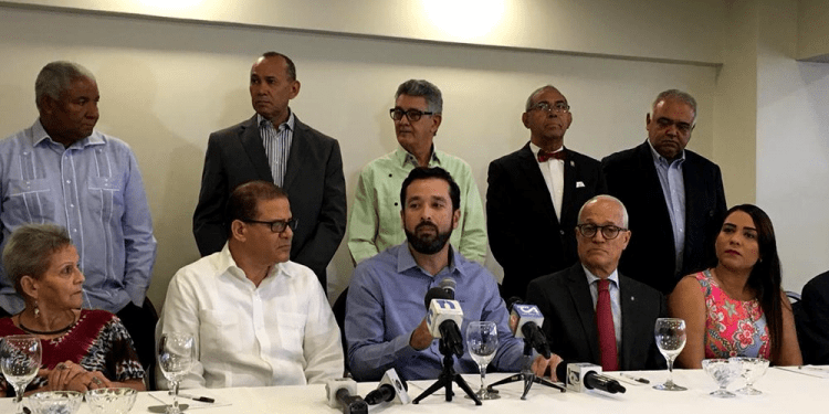 Documento: Coalición Democrática: Hay que romper el dilema de reclusión o reactivación