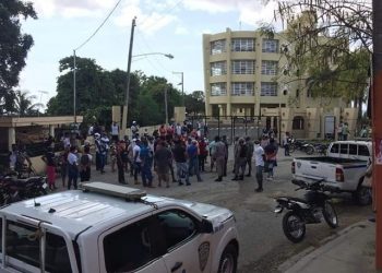 Rechazan traslado de infectados del covid19 de la Victoria al cerro de San Cristobal