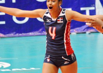 Dos atletas dominicanas en Texas regresarán por gestiones de Gonzalo