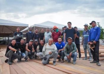 Brasileños y venezolanos construyen hospital en la frontera para covid-19