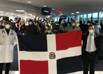 118 dominicanos varados en EE. UU. regresan a RD en vuelo ferry