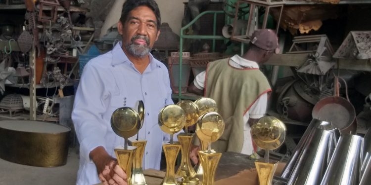 Adompretur lamenta muerte de El Artístico y se declara en duelo.