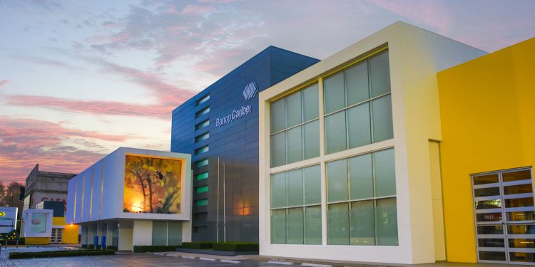 Beneficiarán doscientas familias en cinco comunidades con donativos de Banco Caribe