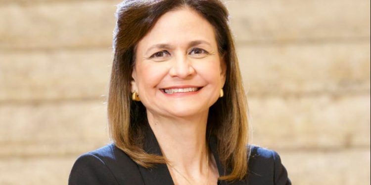 Candidata vicepresidencial PRM deplora se dé más prioridad a la política que a la salud de la gente