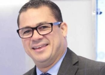 Propone desembolso fondos AFP de inmediato para los mayores de 55 años