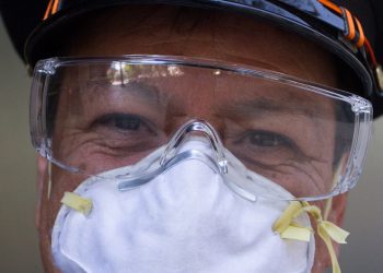 OMS advierte que el limón, la miel y el jengibre no curan al paciente de Covid-19