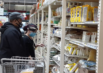 Cuomo encara a Trump: No acatará su orden para abrir Nueva York