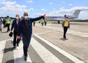 Gonzalo Castillo dispone traslado al país de 11 médicos dominicanos desde Venezuela