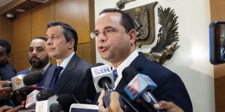 PRM y FP piden JCE convoque audiencia urgente