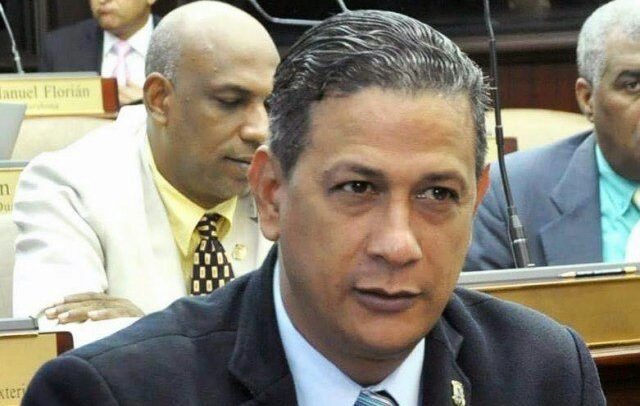 Más de 60 legisladores apoyan modificar ley AFP para que devuelvan 30% a los afiliados