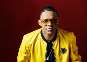 Cantante Secreto dona un millón de pesos a favor de diversas causas sociales