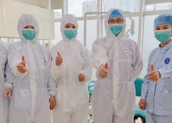 Director de la OMS alerta mascarillas médicas son prioridad para trabajadores de la salud