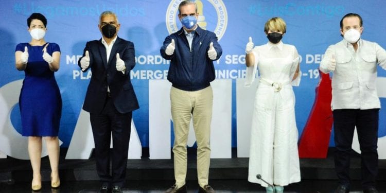 Abinader recibe apoyo de Guillermo Caram, Carlos Gabriel García y Javier Corominas