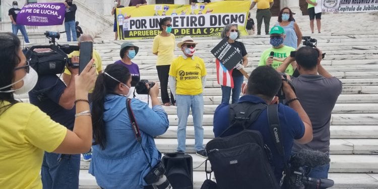 Puerto Rico: Exigen la aprobación de la Ley para Un Retiro Digno