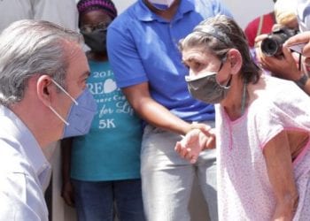 Luis Abinader mantendría ayudas de contingencia hasta la reactivación de la economía