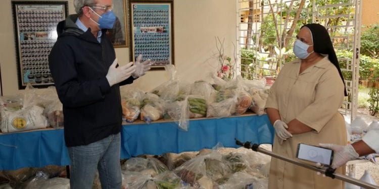 Abinader demanda programa especial de apoyo a productores agropecuarios